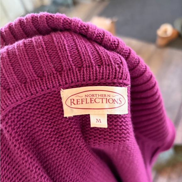 Northern Reflections Zip Up - Picture 5 of 5